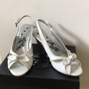 Naughty Monkey White w/ Beige Stitching Slingback